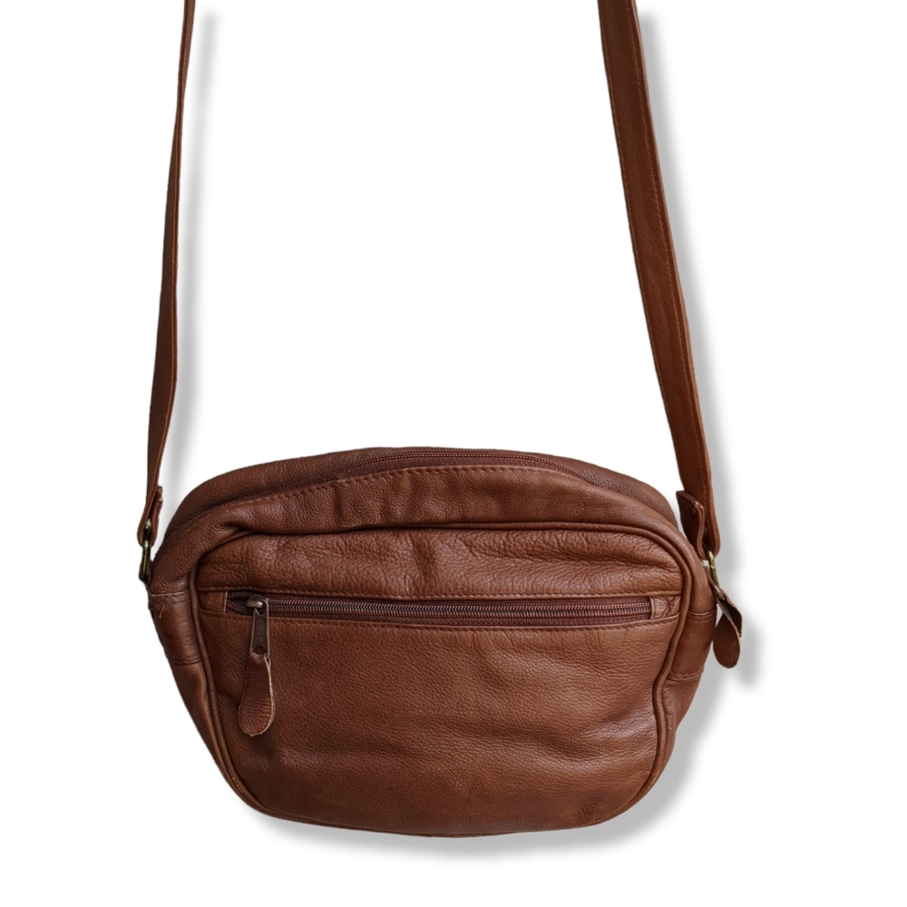Vintage Boss Message or crossbody bag natural leather